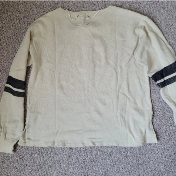 Free People NWT Slouchy Oversized Charlie Graphic Thermal Sweatshirt. Top size S - Picture 6 of 6
